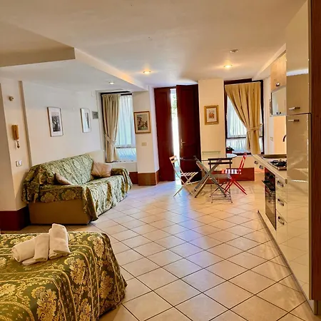 Cannaregio 3009 Tourist House *