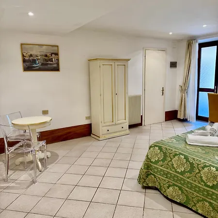 Apartment Cannaregio 3009 Tourist House